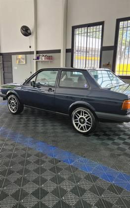 Carro 1.6 PLUS 8V ÁLCOOL 2P MANUAL