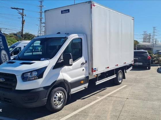 Carro 2.0 ECOBLUE DIESEL CHASSIS L4H1 350E MANUAL
