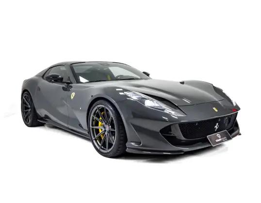 Carro 6.5 V12 GASOLINA F1-DCT