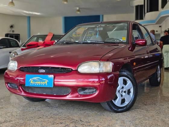 Carro 1.8 MPI GLX SEDAN 16V GASOLINA 4P MANUAL