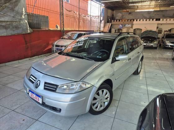 Carro 1.6 DYNAMIQUE GRAND TOUR 16V FLEX 4P MANUAL