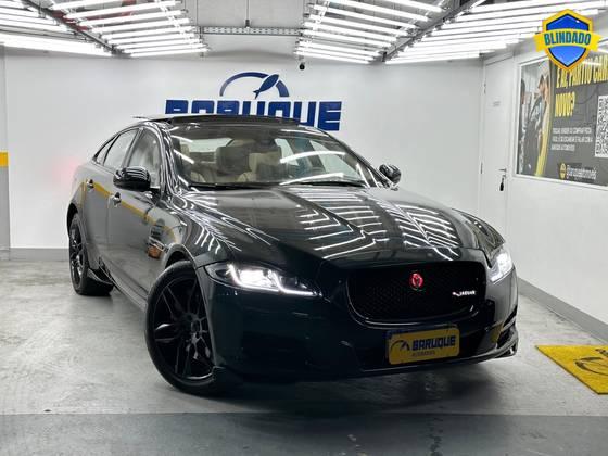 Carro 5.0 V8 S/C GASOLINA SUPERSPORT AUTOMÁTICO