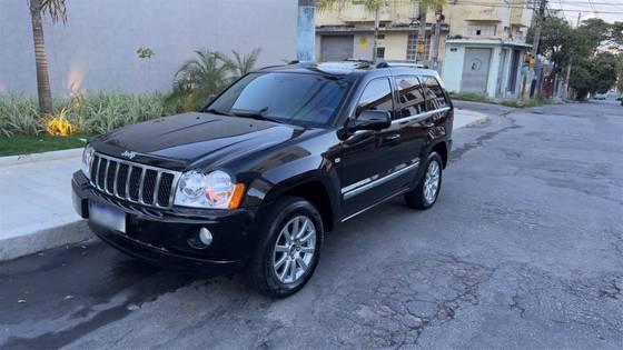 Carro 5.7 OVERLAND HEMI 4X4 V8 16V GASOLINA 4P AUTOMÁTICO