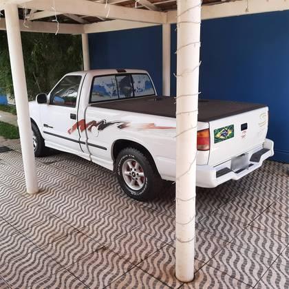 Carro 2.2 EFI DLX 4X2 CE 8V GASOLINA 2P MANUAL