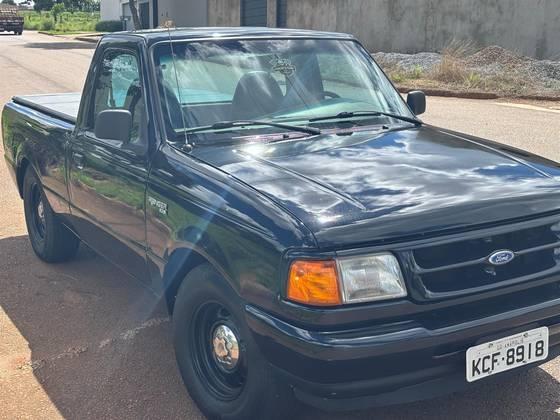 Carro 4.0 XL 4X2 CS V6 12V GASOLINA 2P MANUAL