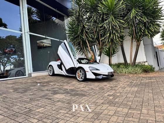 Carro 3.8 V8 TURBO GASOLINA SSG