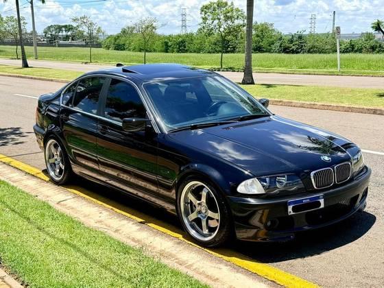 Carro 3.0 TOP SEDAN 24V GASOLINA 4P AUTOMÁTICO