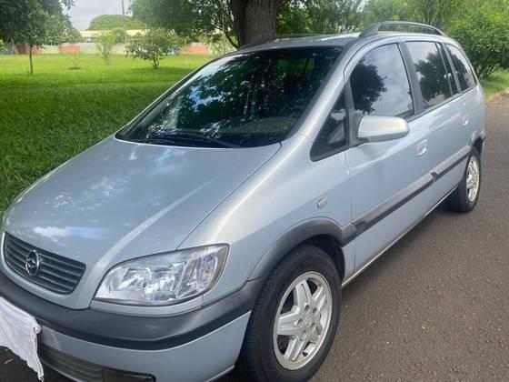 Carro 2.0 MPFI CD 8V GASOLINA 4P MANUAL