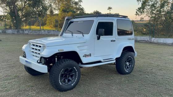 Carro 2.8 TETO RÍGIDO 12V TURBO INTERCOOLER DIESEL 2P MANUAL