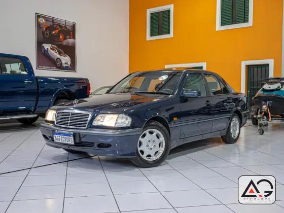 Carro 1.8 CLASSIC PLUS GASOLINA 4P AUTOMÁTICO