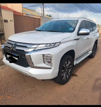 Carro 2.4 16V MIVEC TURBO DIESEL HPE-S AWD AUTOMÁTICO