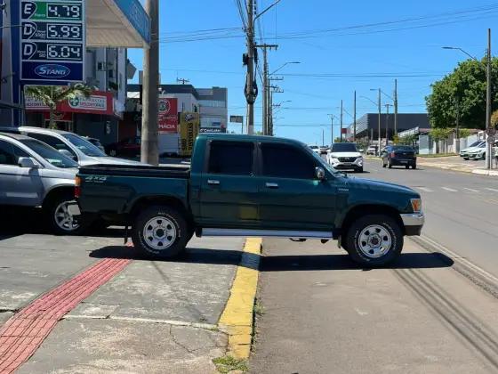 Carro 2.8 SR5 4X4 CD 8V DIESEL 4P MANUAL