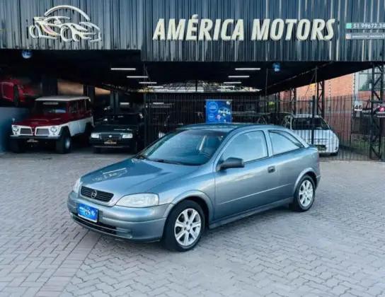 Carro 1.8 MPFI GL 8V GASOLINA 2P MANUAL