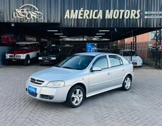 Carro 2.0 MPFI COMFORT 8V FLEX 4P MANUAL