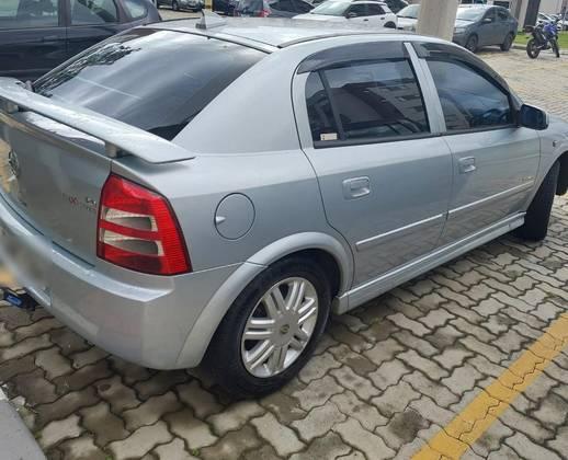 Carro 2.0 MPFI ELEGANCE 8V FLEX 4P MANUAL