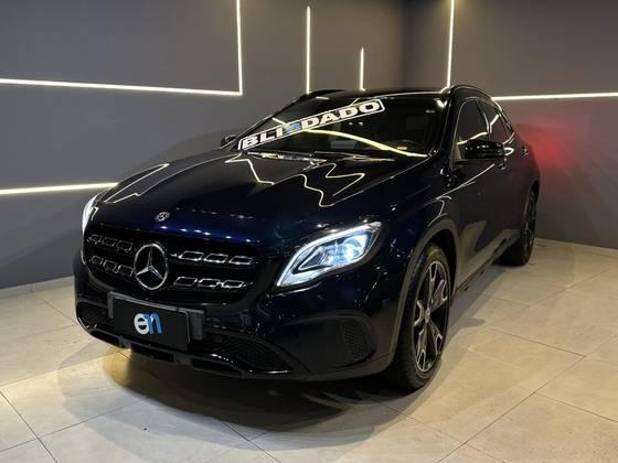 Carro 1.6 CGI FLEX NIGHT 7G-DCT