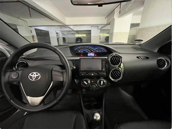 Carro 1.5 16V FLEX 4P MANUAL