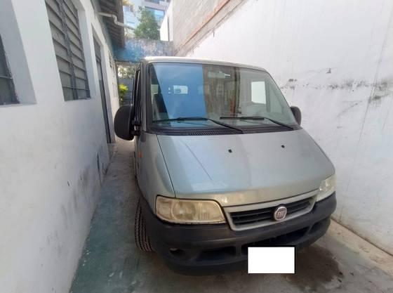 Carro 2.8 MINIBUS 8V TURBO DIESEL 3P MANUAL