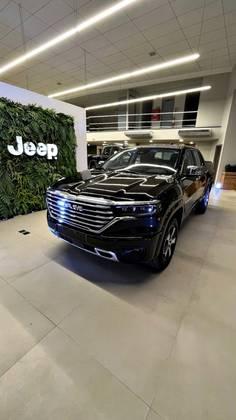 Carro 2.2 TURBO DIESEL LARAMIE 4X4 AUTOMÁTICO