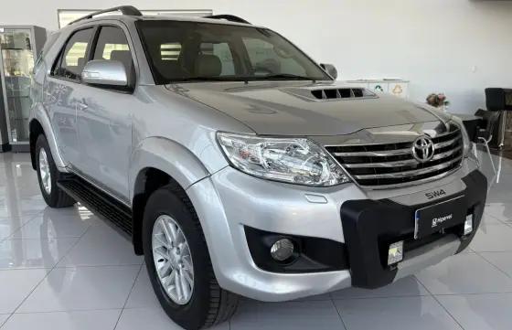 Carro 3.0 SRV 4X4 7 LUGARES 16V TURBO INTERCOOLER DIESEL 4P AUTOMÁTICO
