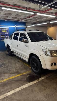 Carro 2.7 SR 4X2 CD 16V FLEX 4P AUTOMÁTICO