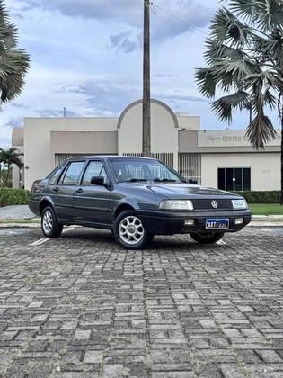 Carro 2.0 GLI 8V GASOLINA 4P MANUAL