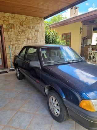 Carro 1.8 EFI GL 8V ÁLCOOL 2P MANUAL