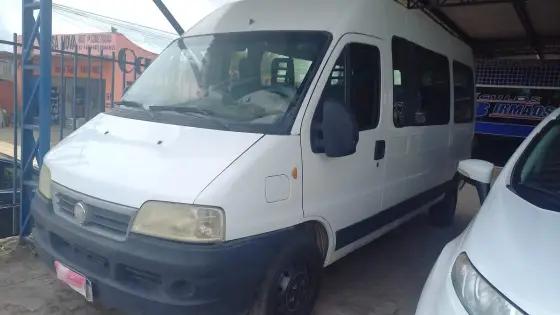 Carro 2.3 MINIBUS TETO ALTO 16V TURBO DIESEL 3P MANUAL