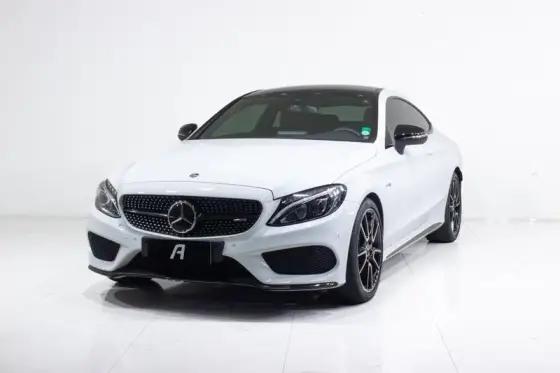 Carro 3.0 V6 GASOLINA COUPÉ 4MATIC 9G-TRONIC