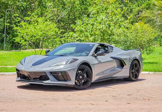Carro 6.2 V8 LT1 GASOLINA STINGRAY CONVERSIVEL AUTOMÁTICO
