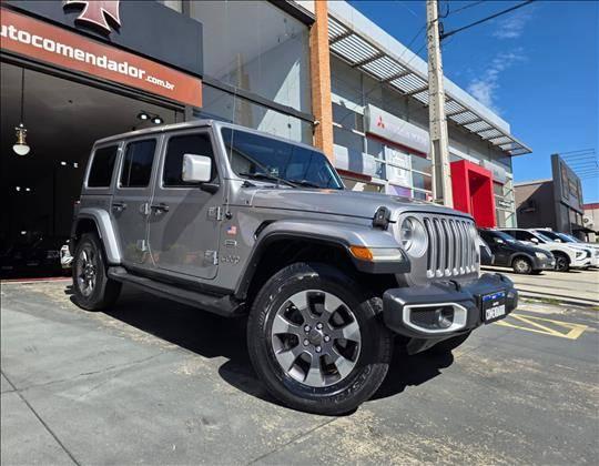 Carro 2.0 TURBO GASOLINA UNLIMITED OVERLAND 4P 4X4 AT8