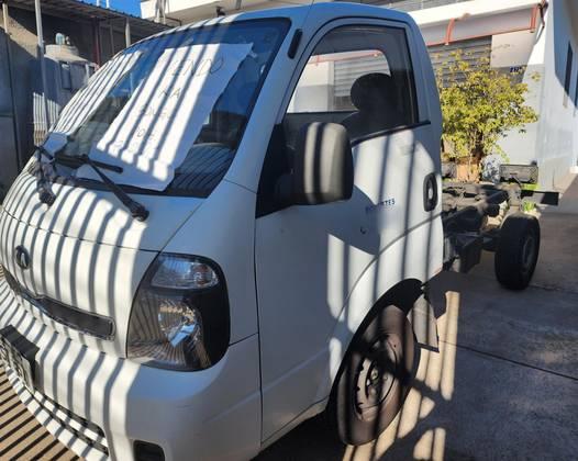 Carro 2.5 K-2500 4X2 CS TURBO DIESEL 2P MANUAL