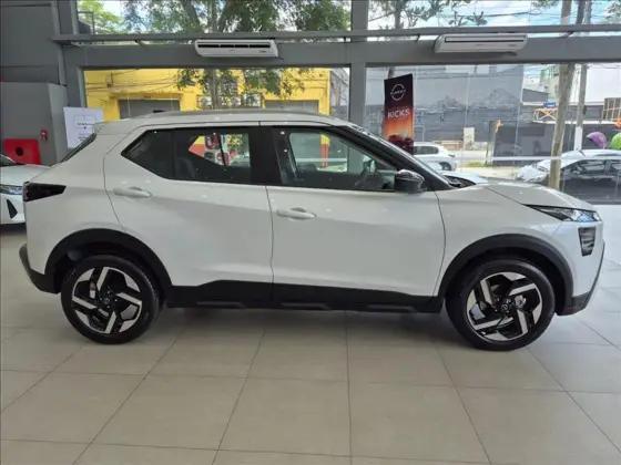 Carro 1.6 FLEX ADVANCE PLUS XTRONIC