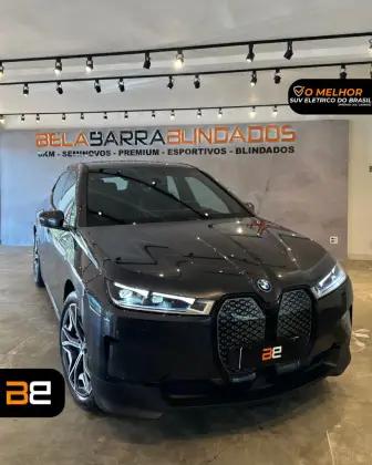 Carro ELÉTRICO XDRIVE40