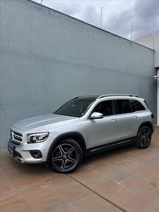 Carro 1.3 CGI GASOLINA PROGRESSIVE 7G-DCT