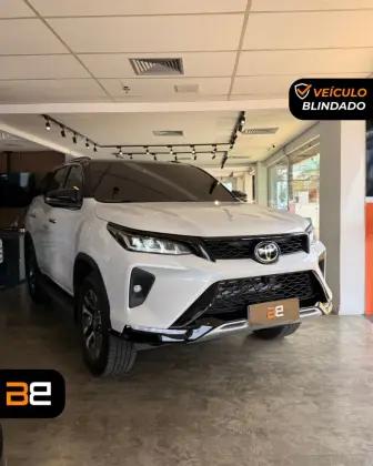 Carro 2.8 D-4D TURBO DIESEL DIAMOND 7L 4X4 AUTOMÁTICO