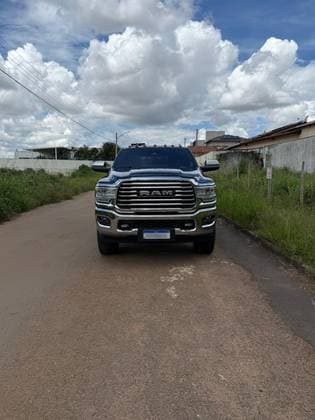 Carro 6.7 I6 TURBO DIESEL LIMITED LONGHORN CD 4X4 AUTOMÁTICO