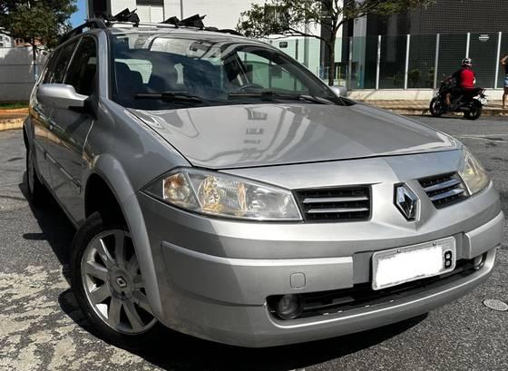 Carro 1.6 DYNAMIQUE GRAND TOUR 16V FLEX 4P MANUAL