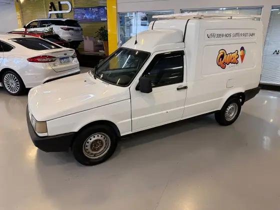 Carro 1.0 FURGÃO 8V GASOLINA 2P MANUAL