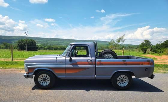 Carro 3.9 SUPER SÉRIE CS 8V DIESEL 2P MANUAL