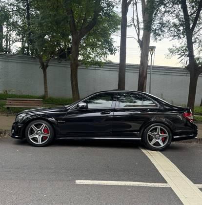 Carro 6.2 V8 GASOLINA 7G-TRONIC