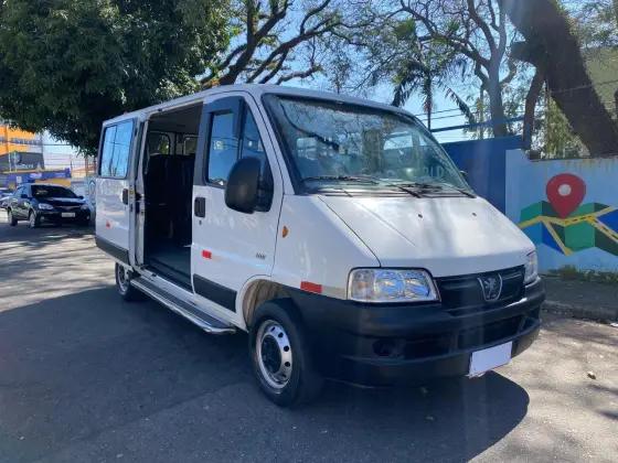 Carro 2.3 HDI 330 PASSAGEIRO 16 LUGARES 8V DIESEL 3P MANUAL