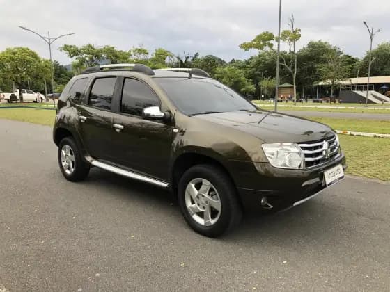 Carro 1.6 DYNAMIQUE 4X2 16V FLEX 4P MANUAL