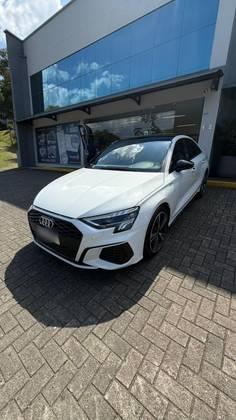 Carro 2.0 40 TFSI MHEV SEDAN PERFORMANCE BLACK S-TRONIC