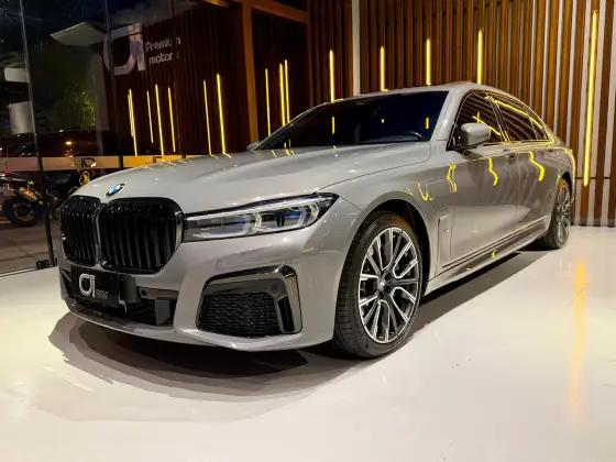 Carro 3.0 TWINPOWER HÍBRIDO M SPORT AUTOMÁTICO