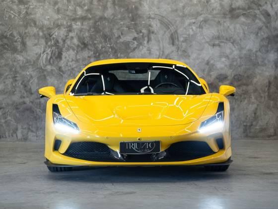 Carro 3.9 V8 TURBO GASOLINA F1-DCT