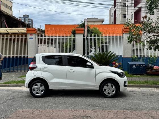 Carro 1.0 EVO FLEX LIKE. MANUAL