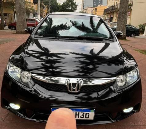 Carro 1.8 EXS 16V FLEX 4P AUTOMÁTICO