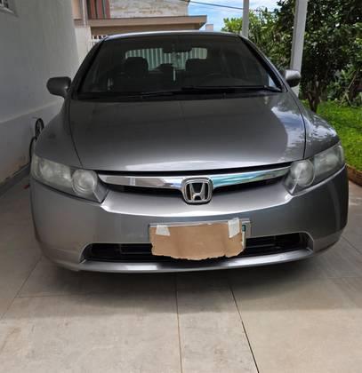 Carro 1.8 LXS 16V GASOLINA 4P MANUAL