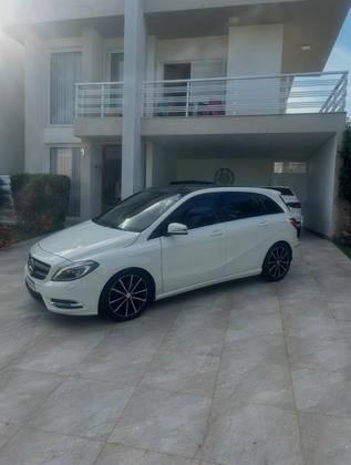 Carro 1.6 SPORT TURBO GASOLINA 4P AUTOMÁTICO